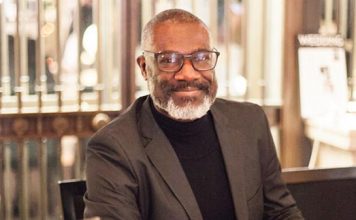 Top Designer Speaks to Fashion Merchandising Students