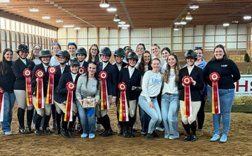 Equestrian Team Advances to Nationals