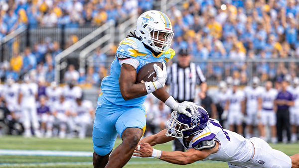 LIU Hosts Villanova for Centennial Homecoming